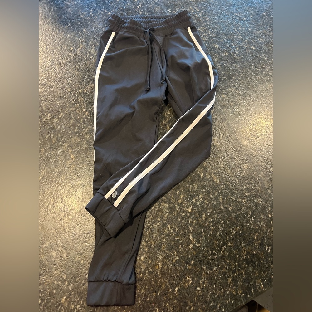 YXL Joggers from Five
